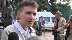 Первый рабочий день: Савченко сравнила журналистов...аром, коллег-депутатов - с ленивыми школьниками