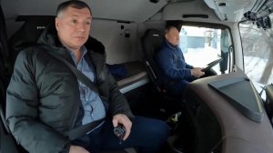Президент осмотрел зону дорожного сервиса федеральной трассы М-12 "Восток".