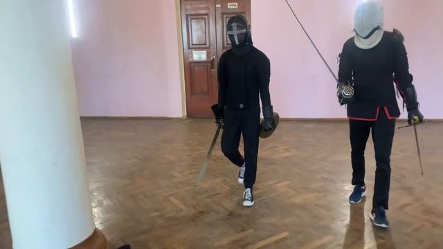 Две сабли против всякого)