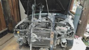 Замена телевизора на Nissan Avenir.