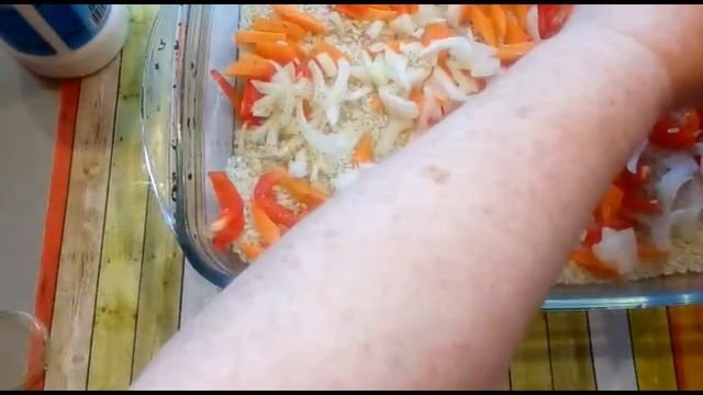 НЕВЕРОЯТНО ВКУСНОЕ БЛЮДО! Курица на рисовой подушке в духовке! смотреть онлайн