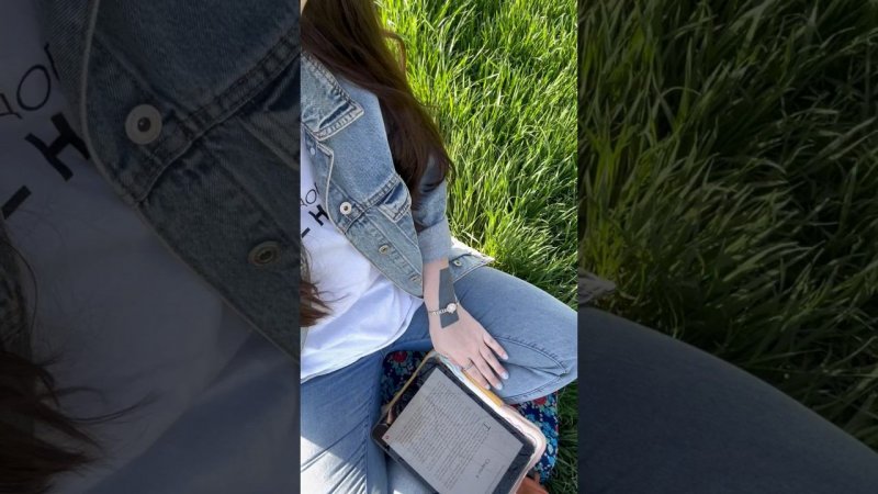 Reading near the lake #readinginenglish #reading #nature #mood #springvibes