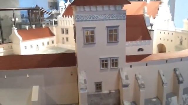 Экскурсия по Мирскому замку смотреть онлайн