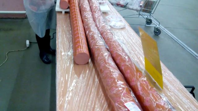 3-х метровая КОЛБАСА (Как привлечь покупателей) смотреть онлайн