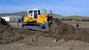 Бульдозер Liebherr PR 744 - планировка участка