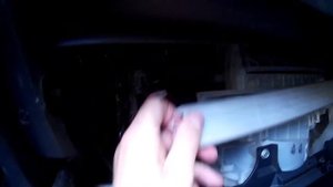 замена фильтров на тойота филдер  ( воздушный и салонный )