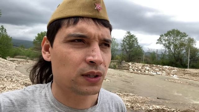 С праздником Победы. Скорейшего нам мира смотреть онлайн