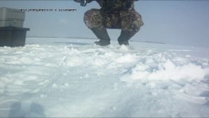 Ловля судака на пластиковую мормышку вместо подвесного крючка.