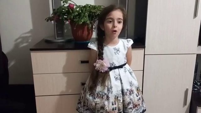 Стихотворение Владимира Гудинова "Россия, Россия ,Россия" смотреть онлайн