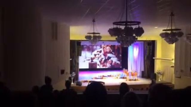 Танец "Кто в лес, кто по дрова..." смотреть онлайн