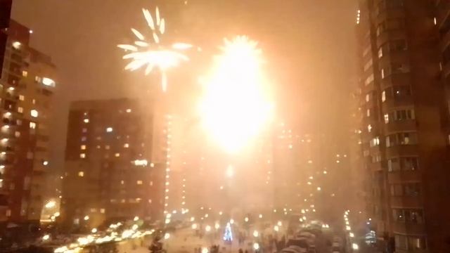 Народный салют на Новый год 2021. Котельники. Белая Дача смотреть онлайн