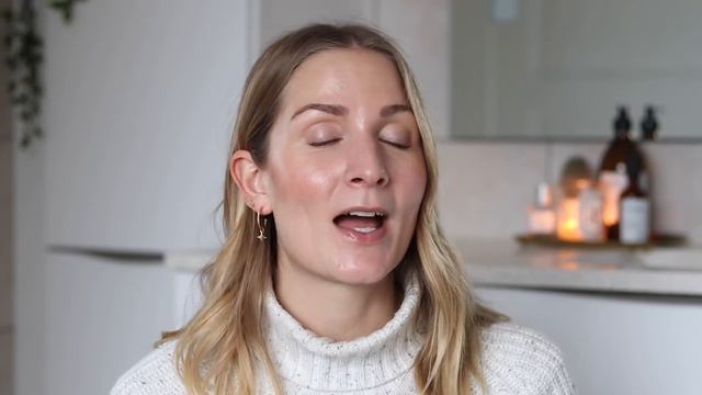 Timeless & sustainable festive wear | Styling & shopping tips смотреть онлайн