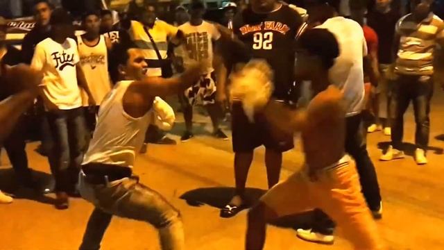 Pelea a cuchillo y machete + 18 final inesperado 2021 смотреть онлайн