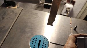 Ленточная пила Makita LB1200F. Обзор, замена и доработка некоторых узлов.