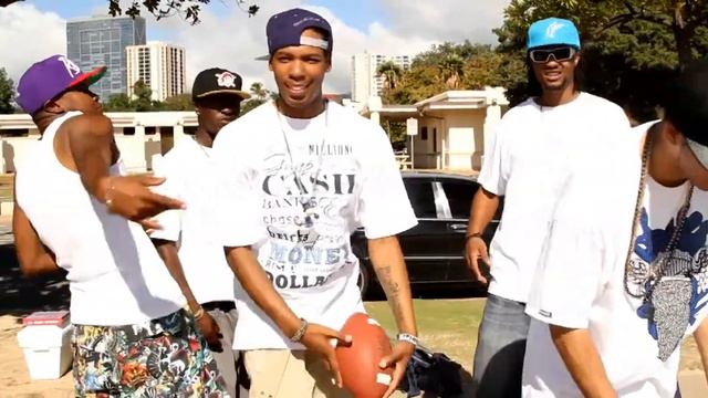 Uno aka OneTon Super Sound (Jesse Singleton) смотреть онлайн