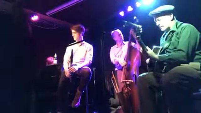 Soft winds. 1937 es 150 смотреть онлайн