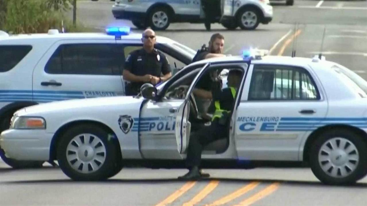 Столкновениями с силами правопорядка обернулись массовые протесты в США