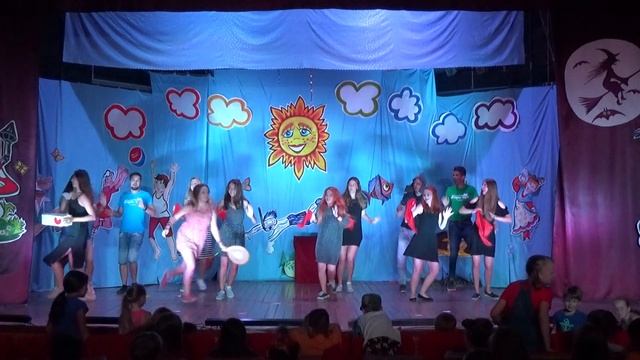 Трали-вали - Вожатые - 3 смена 2018 - ДОЛ "Голубое озеро" смотреть онлайн