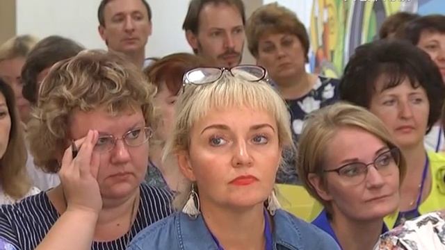 Как уберечь детей от цифровой зависимости, обсудили на сессии ”Лучшее - детям”