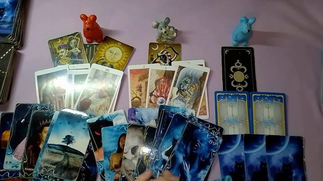 ?ЕГО МЫСЛИ О ВАС ПРЯМО СЕЙЧАС.??? ГАДАНИЕ ОНЛАЙН✨ #таро #гадание #отношения смотреть онлайн