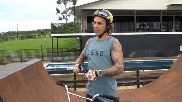 HOW TO: FLAIR смотреть онлайн