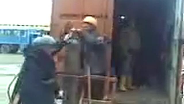 Прикол...с кислородным балоном... смотреть онлайн