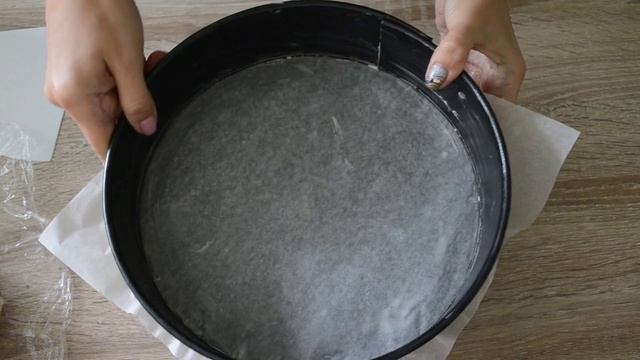 КРАСАВЕЦ ВИШНЁВЫЙ ПИРОГ | cherry pie Печём и украшаем смотреть онлайн