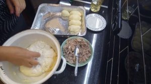 Гора пирожков в духовке на скорую руку. Дрожжевое тесто БЕЗ ВЫМЕШИВАНИЯ!