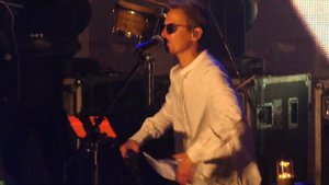 Сурганова и оркестр - Привыкай (SUMMER STAGE, Москва,12.08.2022)