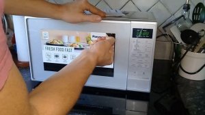 Panasonic NN-E28JMMBPQ Microwave Review