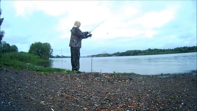 китайские бойлы видео тест рыбалка на реке Волхов.mp4