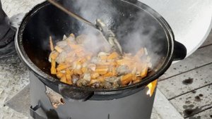 Бомбовский плов в казане !!!!