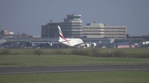 Wednesday Morning LIVE from Manchester Airport - 4K Plane Spotting