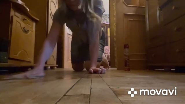 Полироль для мебели или Как освежить паркет смотреть онлайн