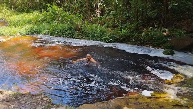 Гайана Часть 18: Русалка в водопаде смотреть онлайн