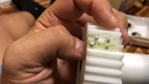 Ремонт шестерёнки электромясорубки BOSCH эпоксидным клеем