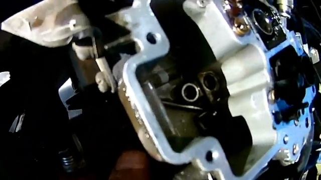 Карбюратор Hitachi машина Nissan AD 1993 года. Ремонт и чистка сеточки и жиклёров. смотреть онлайн