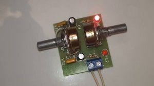 Симметричный мультивибратор. Генератор прямоугольных импульсов.