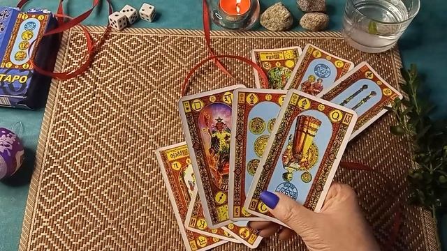 РАСКЛАД ТАРО: BTS? КАК И С КЕМ ВСТРЕТИЛИ НОВЫЙ ГОД смотреть онлайн