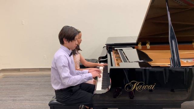 Saint-Saens - Le Carnaval des Animaux - XIV. Final (Piano 4 hands)- by Alexander Zhao & Carrie Ma смотреть онлайн