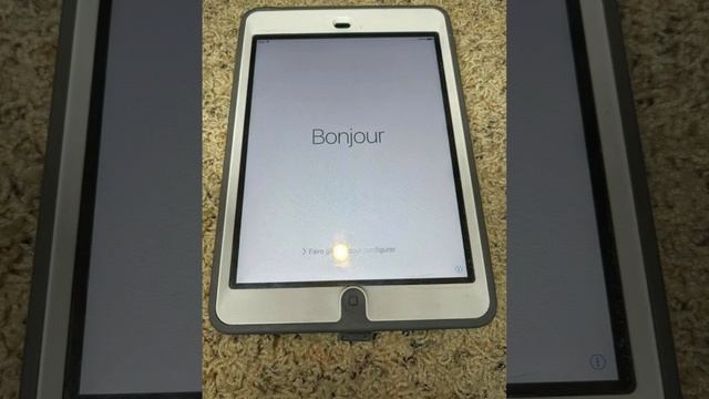 LOCKED Apple iPad mini 1st Generation. 16GB, Wi-Fi, 7.9 in -BLUE BLACK смотреть онлайн