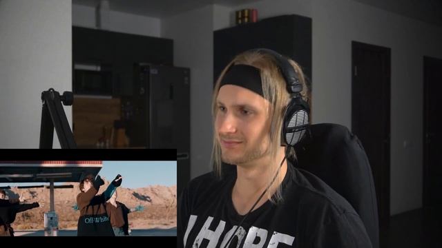 JUST B ME | reaction | Проф. звукорежиссер смотрит смотреть онлайн