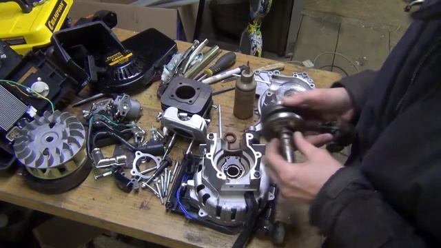 CHAMPION G65HC Ремонт инверторного бензогенератора смотреть онлайн