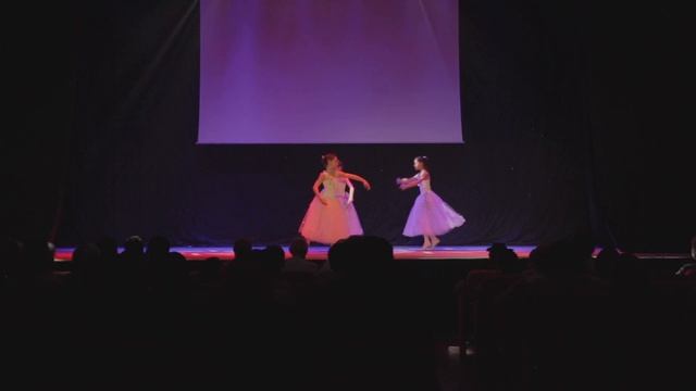 Ф. Шопен. «Вальс»Стригункова Алиса, Торшина Лиза, Власишена Валерия смотреть онлайн