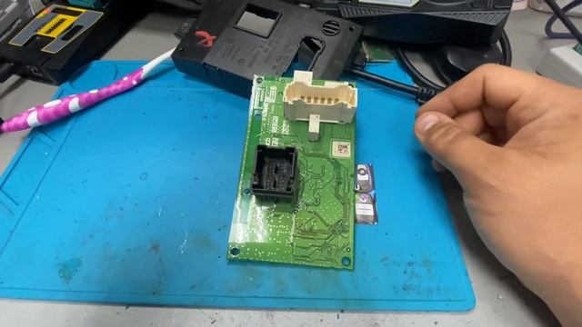 Залило блок имобилайзера Рено Логан смотреть онлайн