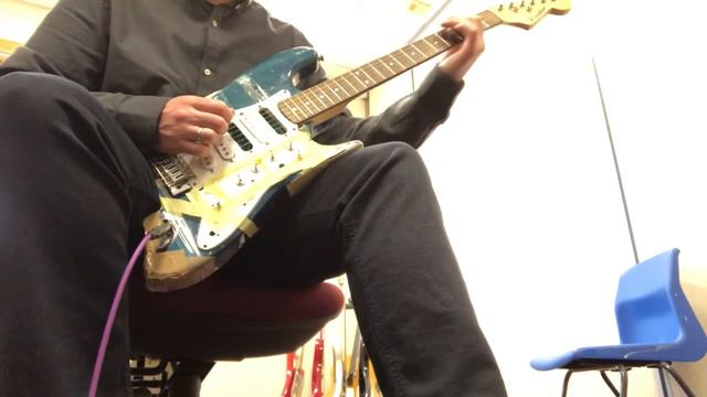 Recording with close miced iPhone and fender mustang modelling amp . Looper improvisation. смотреть онлайн