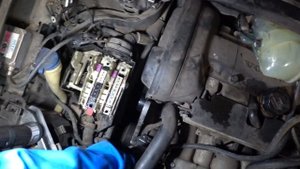 В чём причина Volvo XC90 тяжело вращается руль?