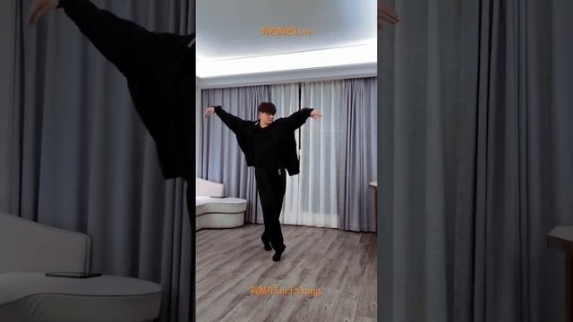 刘福洋抖音舞蹈合集（2.01-2.14）Liu FuYang | Collection of Douyin Dance (Feb.01-Feb.14) смотреть онлайн