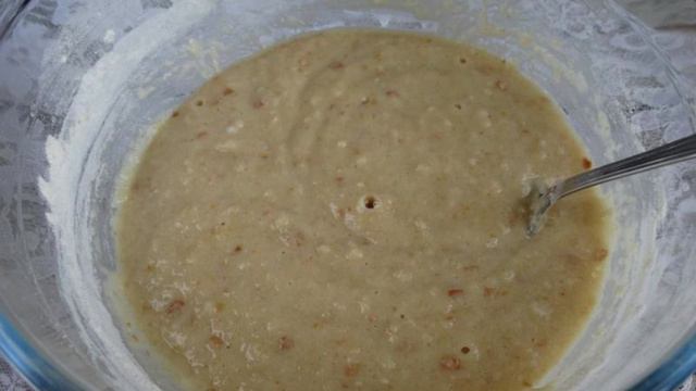 Сухарник с яблоками в мультиварке