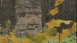 Знаменитый режисёр Эльдар Рязанов читает своё стихотворение.